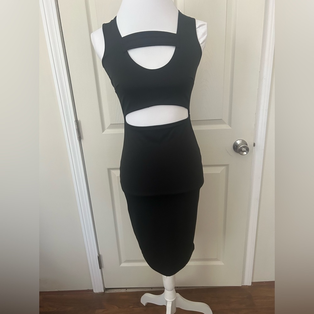 ALLEGRACE DRESS
